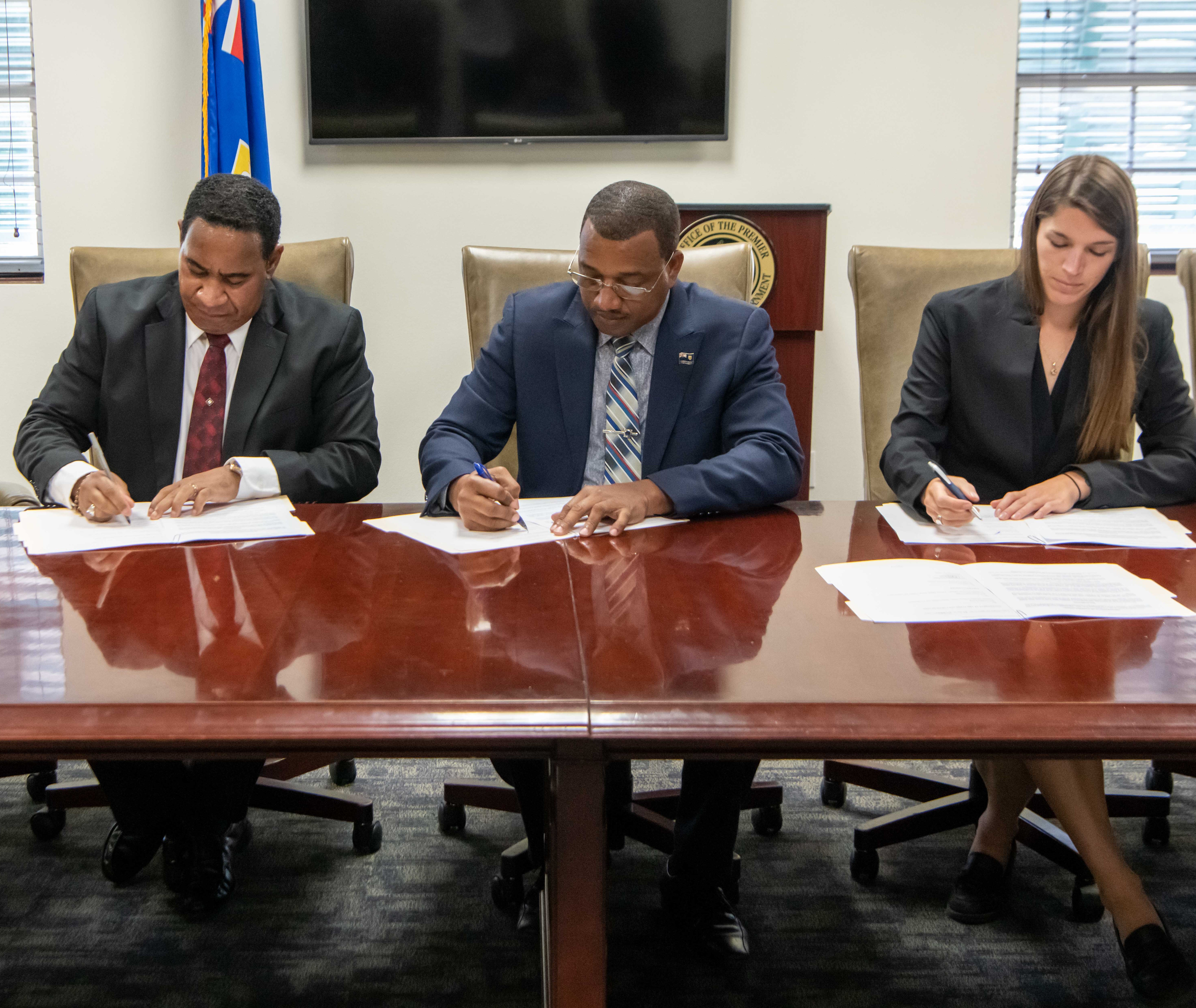 Turks and Caicos Islands to gain greater renewable energy integration under new partnership with FortisTCI and Clinton Foundation